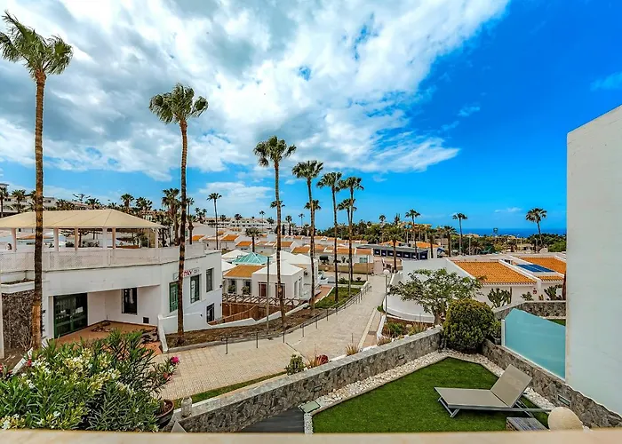 Luxury In Island Village. Appartement