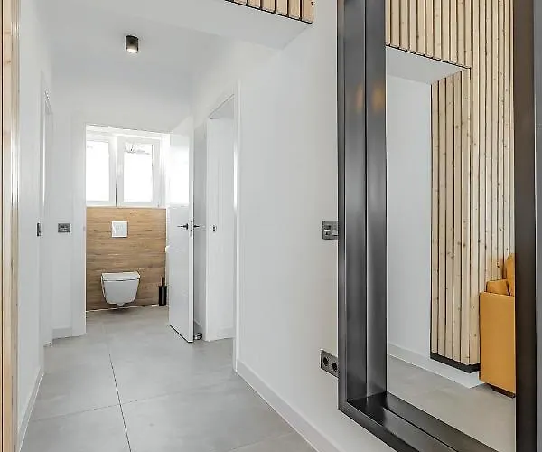 Luxury In Island Village.