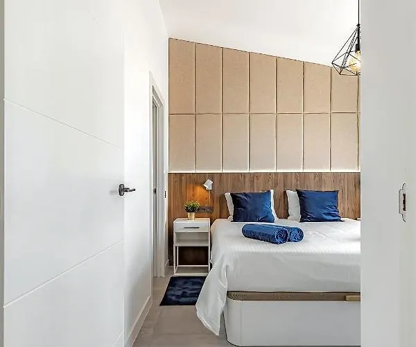 Appartement Luxury In Island Village. *