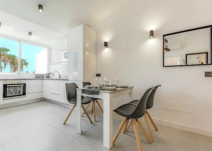 Luxury In Island Village. *