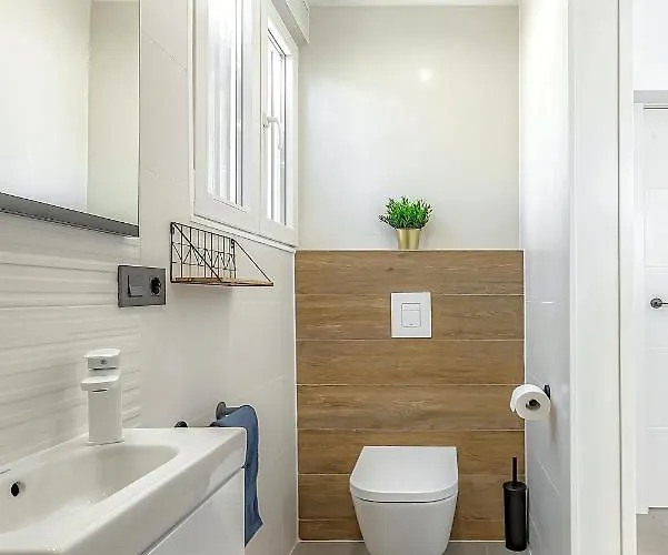 Luxury In Island Village. Адехе