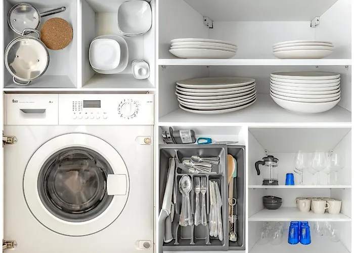 Luxury In Island Village. Апартаменти